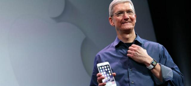 Eşti dependent de iPhone? E vină social media! Aşa consideră Tim Cook, care explică fenomenul