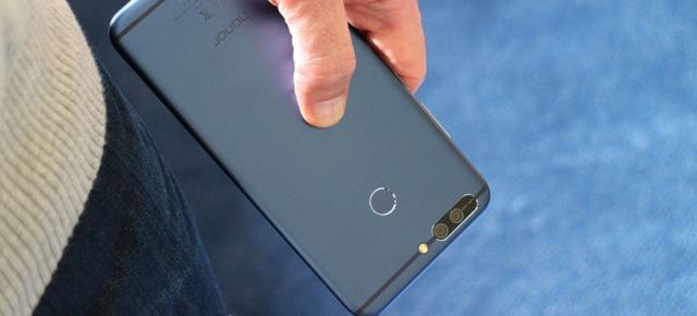 Turul Magazinelor #372: Revenim la telefoane cu reduceri babane - Xperia XZ1, Huawei Honor 8 Pro, televizor Full HD la 899 lei, cameră auto Xiaomi