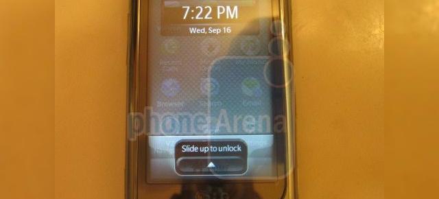 LG Chocolate Touch VX8575, o varianta neinspirata a telefonului