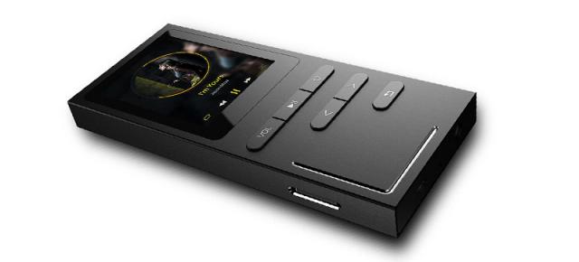 Best C18 este un MP3 player ce redă fișiere APE și FLAC; Costă 15.74 euro și are rol și de reportofon