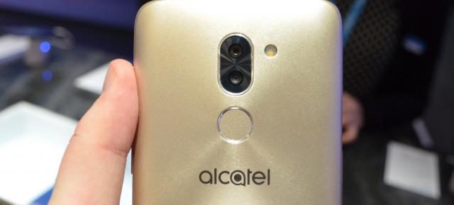 MWC 2018: Alcatel 3X prezentare hands-on - cameră duală şi Google Asistant într-un pachet de buget (Video)