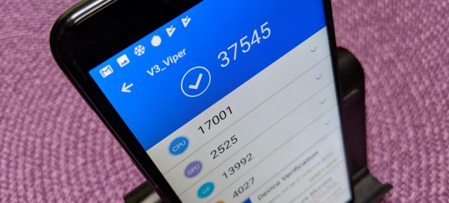Allview V3 Viper: Benchmark-uri între P9 Lite şi P10 Lite, "fierbe" la jocuri, dar le duce
