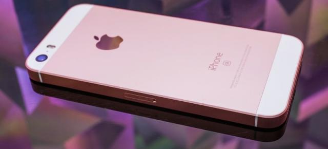 iPhone SE 2 e din nou în cărţi; Ar putea sosi luna viitoare conform unor noi indicii, scăpări