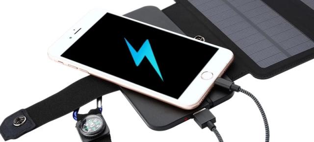 Cafago vinde un încărcător cu panouri solare pentru smartphone; Iată cât costă