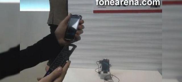 Primul telefon separabil din lume, prezentat in actiune la MWC (Video)