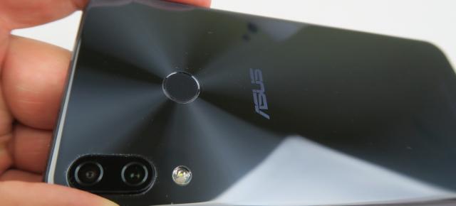 ASUS ZenFone 5: Designul cel mai compact în zona de 6+ inch