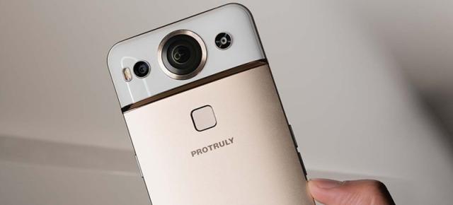 Protruly D7 costă acum sub 1.000 lei pe iHunt.ro! Telefon ce aduce cameră foto/video 360 grade