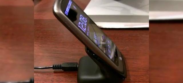 Nexus One Google Dock, prezentat in fata camerei (Video)