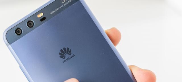 Huawei ar putea pierde accesul la Android, din cauza unor noi presiuni ale legislatorilor americani