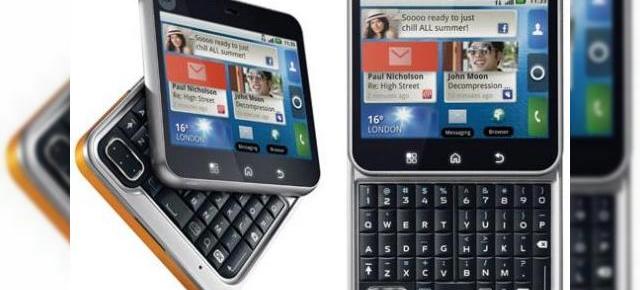 Motorola anunta un telefon cu forma patrata, Flipout