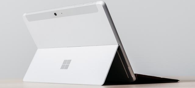 Apple, Huawei şi Microsoft continuă să evolueze pe piaţa tabletelor, în ciuda trendului negativ al segmentului