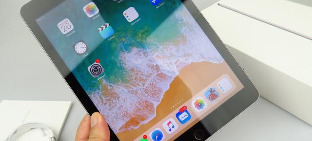 Apple iPad 9.7 (2018): Design clasic de iPad, nimic cu adevărat nou