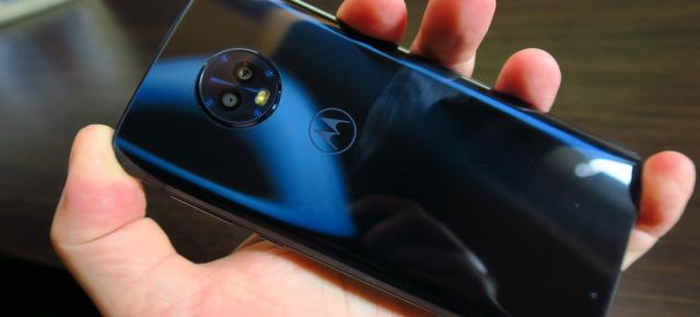 Motorola Moto G6: Design deja clasic Moto, arătos şi premium