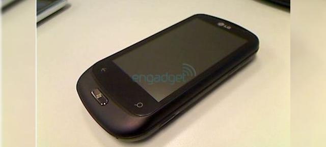Un nou telefon Windows Phone 7 fotografiat in premiera! LG C900 ni se dezvaluie!