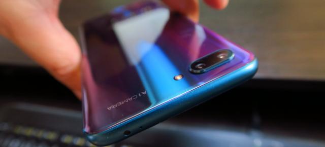 Huawei Honor 10: Designul cel mai arătos pentru un Huawei până acum