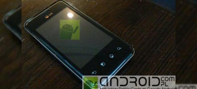 Imagini in premiera cu un nou telefon LG cu Android 2.2 la bord - Optimus Chic E720