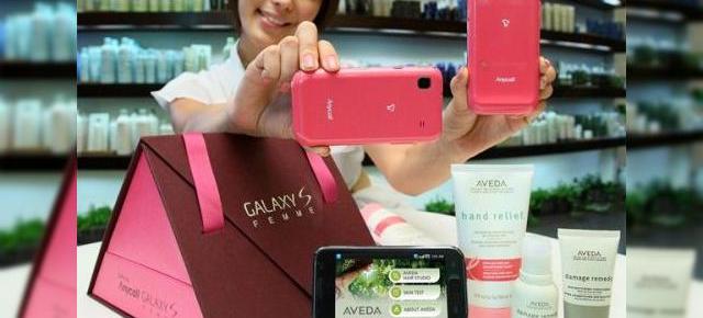 Crema smartphone-urilor vine cu creme de piele pentru domnisoare: Galaxy S, editia Femme