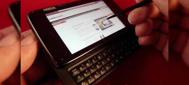 Vulpea isi schimba... brandul; Mozilla Fennec devine Firefox 4 (Android/Nokia N900)