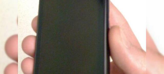 Smartphone-ul dual-core Motorola Olympus, acum Într-o serie de imagini postate pe web