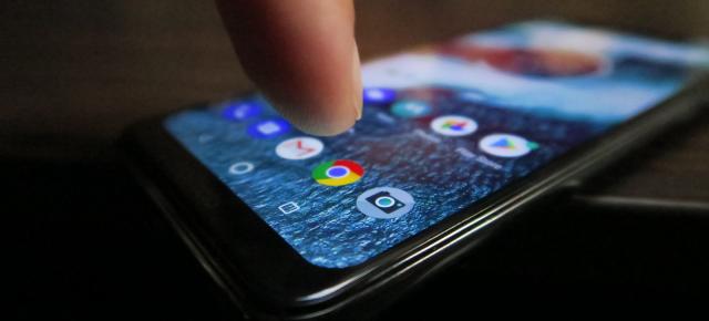 Motorola One: Benchmark-uri peste Lite-urile de la Huawei, cele de anul trecut dar și P20