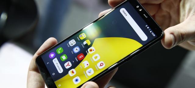 Yandex, motorul de căutare web din Rusia își lansează propriul smartphone numit Yandex Phone