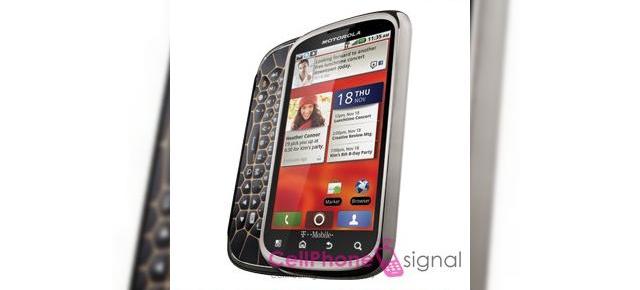 Motorola, din nou pe piața low end, cu Cliq 2