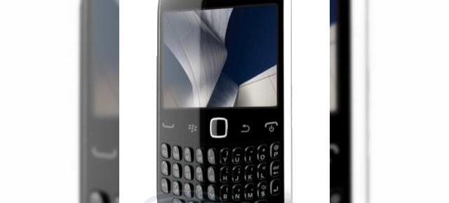 BlackBerry Curve Apollo, printre primele telefoane cu BlackBerry OS 6.1