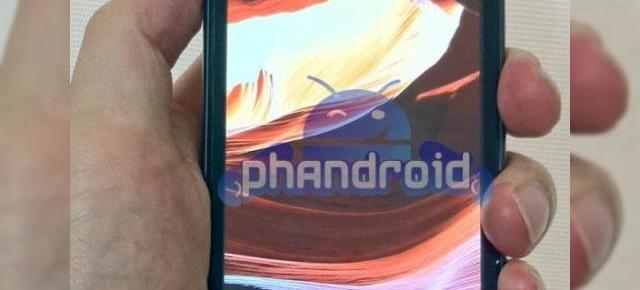 LG Optimus 3D Își face apariția În prima imagine live