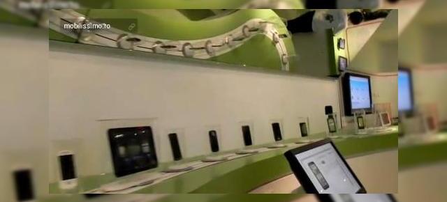 MWC 2011: Iată trenulețul Google compus din telefoane Android pe care l-am surprins În Barcelona! (Video)