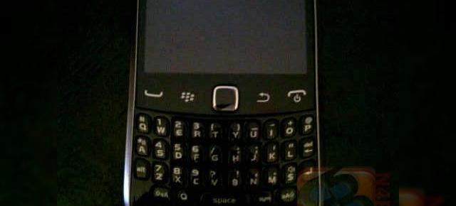 BlackBerry Orlando, un Curve Touch cu tastatură fizică?