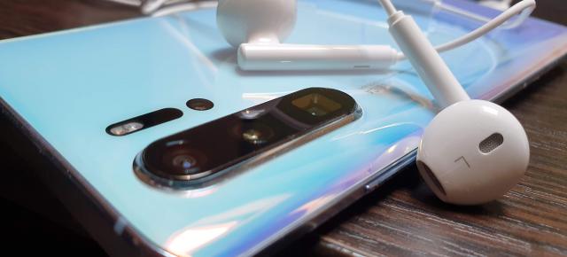 Huawei P30 Pro: Acustică bunicică pentru un singur difuzor