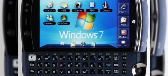 Telefonul cu Windows 7 și Symbian costă 800 de dolari: Fujitsu LOOX F-07C