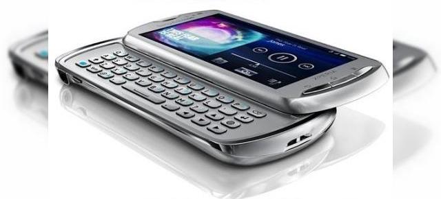 Sony Ericsson Xperia Pro amânat pentru luna iulie