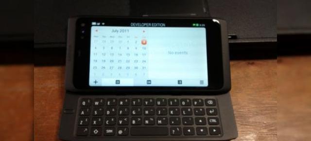 Nokia N950 este real - iată o imagine live cu acest terminal MeeGo destinat dezvoltatorilor (Video)