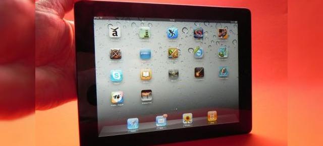 iPad 2, acum oficial În România, prin Apcom și planuri tarifare dedicate de la Vodafone
