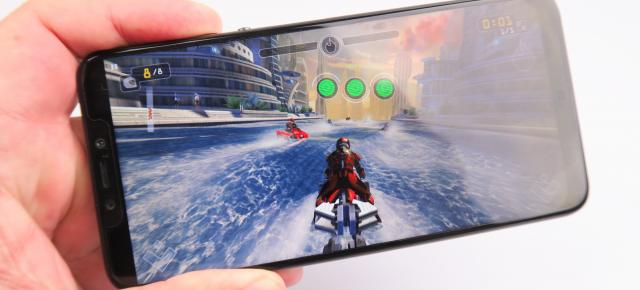 iHunt Alien X ApeX: Display OK la mai toate capitolele