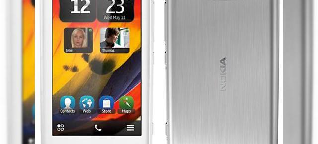 Imagini În premieră cu Nokia 700 Zeta, aparent oficiale și... premature