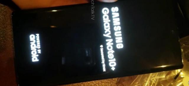 Primele fotografii reale cu Samsung Galaxy Note 10+ sunt aici! Iată phablet-ul surprins în mai multe ipostaze