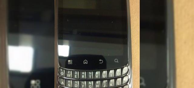 Motorola Pax, un nou telefon dual core cu tastatura QWERTY