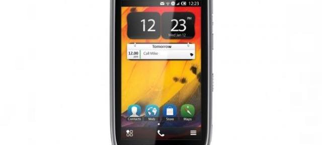 Nokia 701, un "războinic al luminii"... sau al ecranelor luminoase, evident cu Symbian Belle