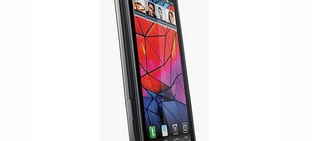 Motorola Droid RAZR anunțat oficial - cel mai subțire smartphone din lume la 7.1 mm