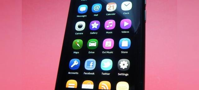 Analiză: Nokia N9 la Vodafone, Orange sau la liber?