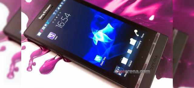 Sony Ericsson Xperia Arc HD (Nozomi), acum În fotografii clare și detaliate