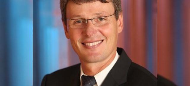 RIM are un nou CEO - Thorsten Heins; Directori și foști CEO Înlocuiți, În căutarea BlackBerry-ului salvator