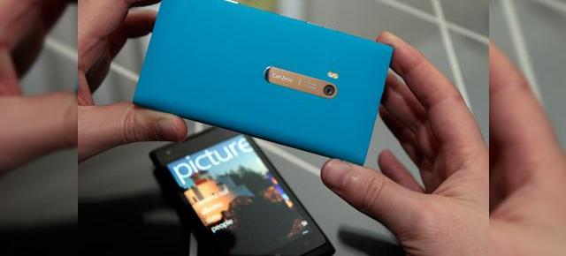 Nokia Lumia 910 vine În mai, cu cameră de 12 megapixeli... afirmă Eldar Murtazin