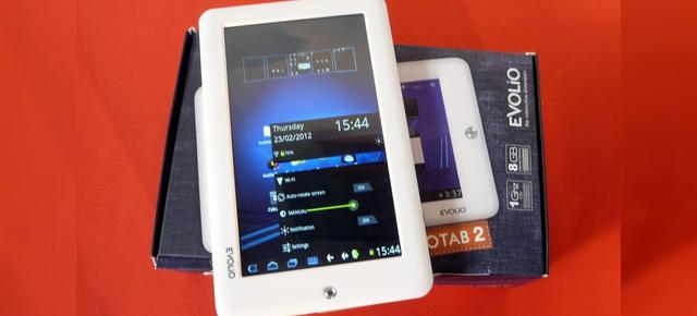 Evolio Evotab 2 Unboxing - scoatem din cutie tableta românească cu prețul cel mai accesibil (Video)