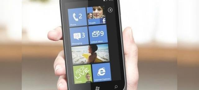 ZTE Orbit - telefon de buget cu Windows Phone