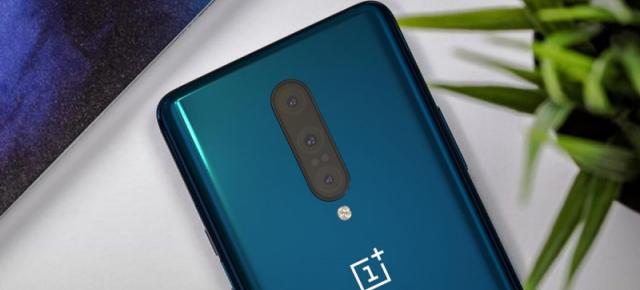 OnePlus 8 apare în randări proaspete bazate pe leak-urile recente; Decupaj selfie în ecran și setup foto triplu în spate