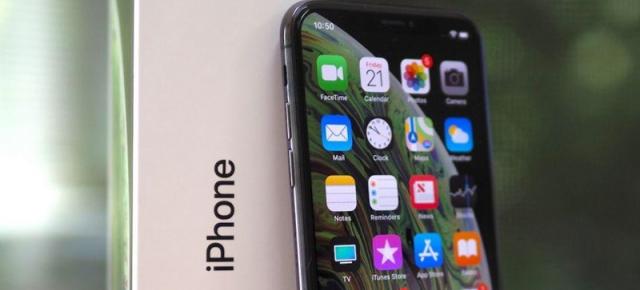 Furnizorii de componente pentru iPhone neagă întârzierea producţiei unui iPhone 5G