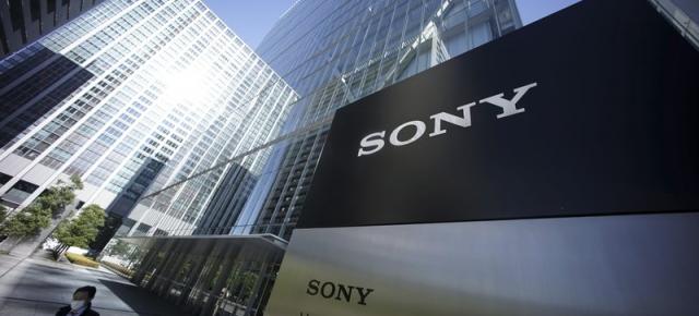 Sony îşi fuzionează segmentul de telefoane, cu cel de camere şi televizoare de pe 1 aprilie